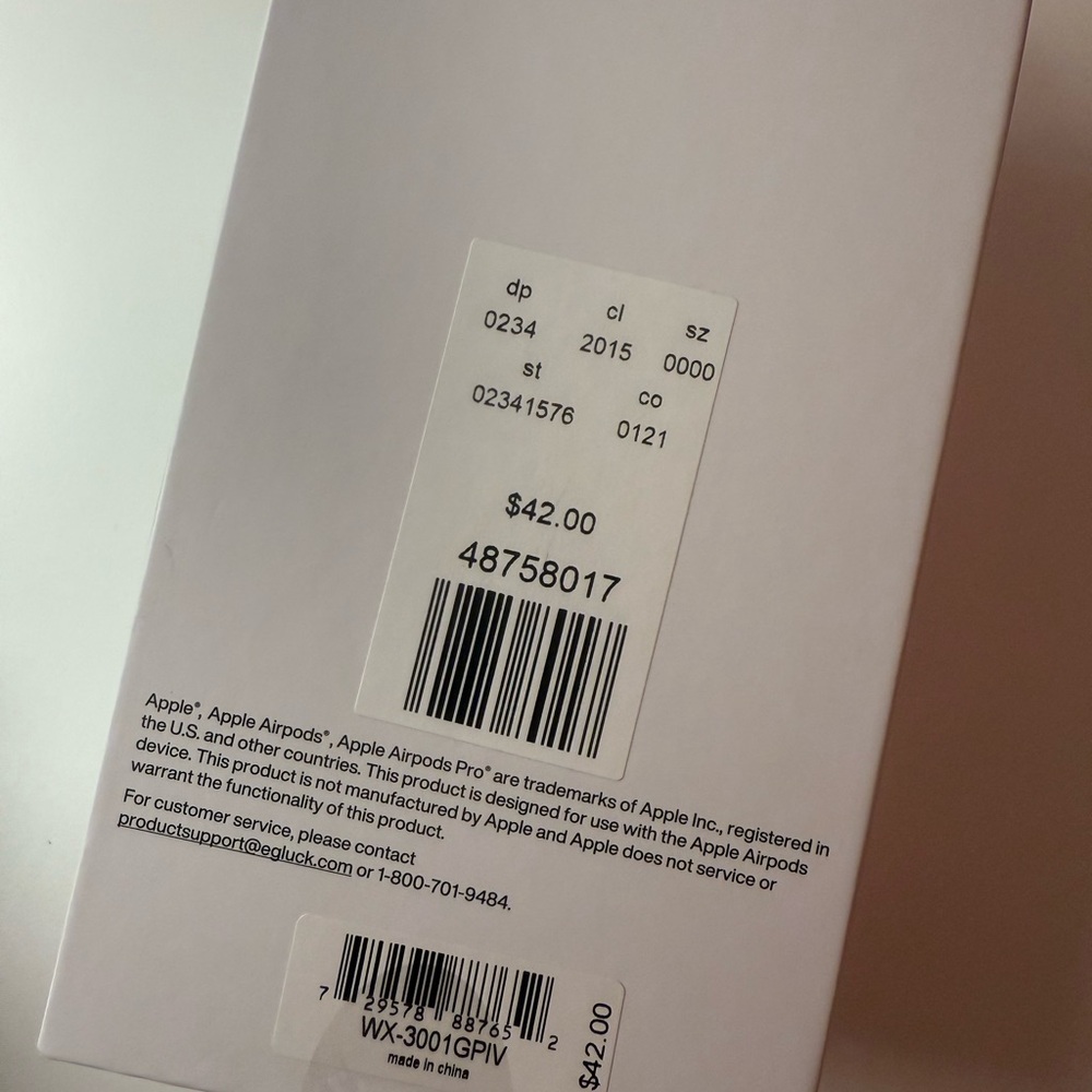 Express AirPods case - Picture 4 of 4